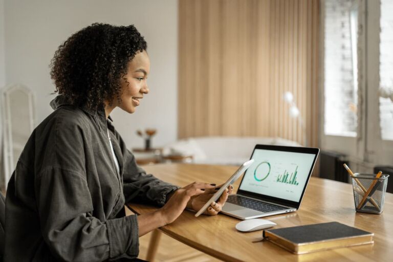 Kenali Apa Itu Hybrid Working Serta Kelebihan Dan Kekurangan Saat Kenali apa itu hybrid working serta kelebihan dan kekurangan saat