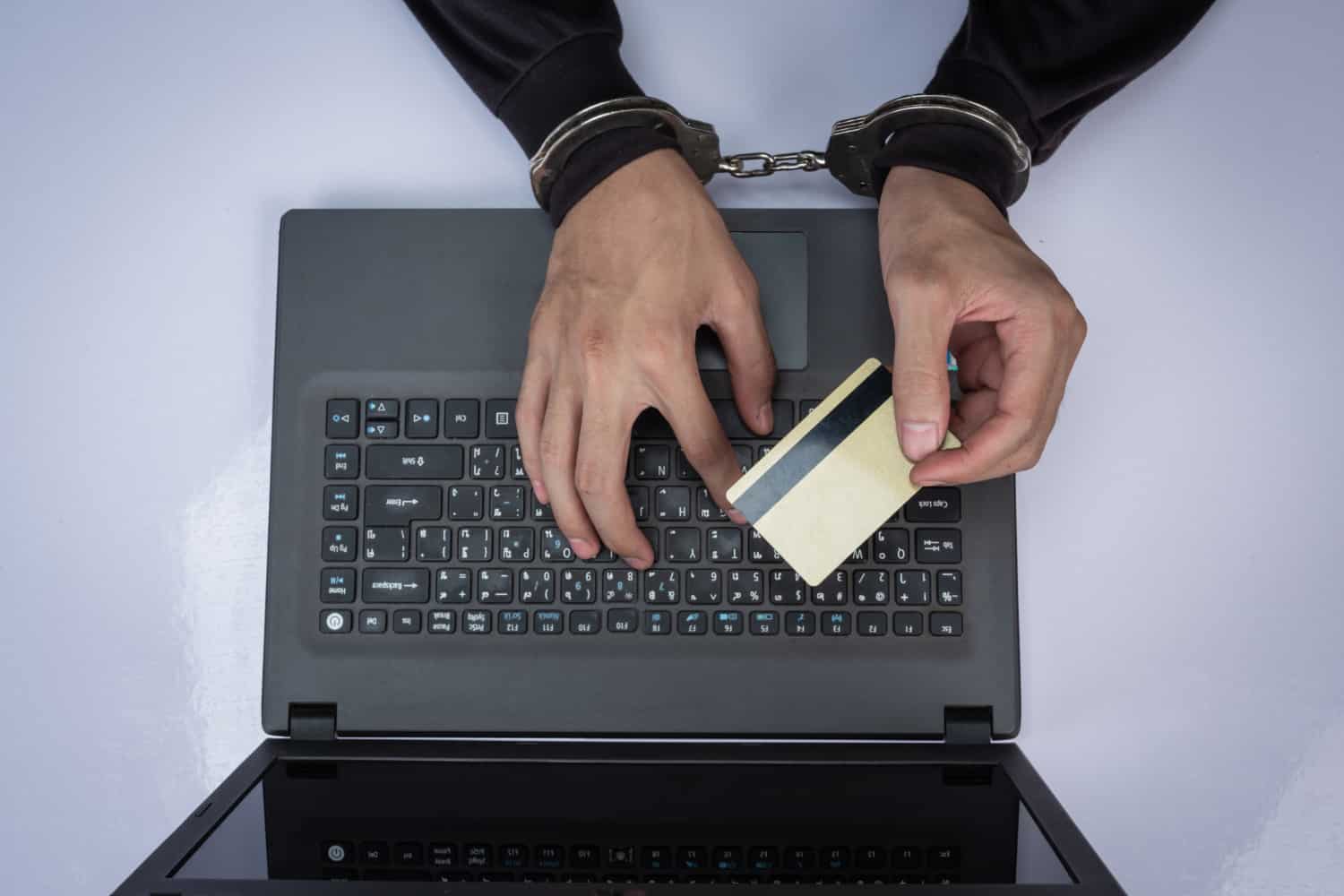 Examples of E-Commerce Security Incidents
